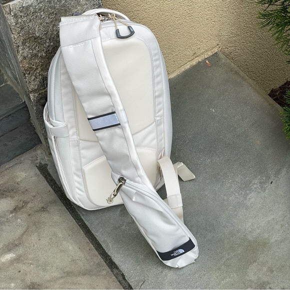 The North Face Borealis Sling - Picture 11 of 17